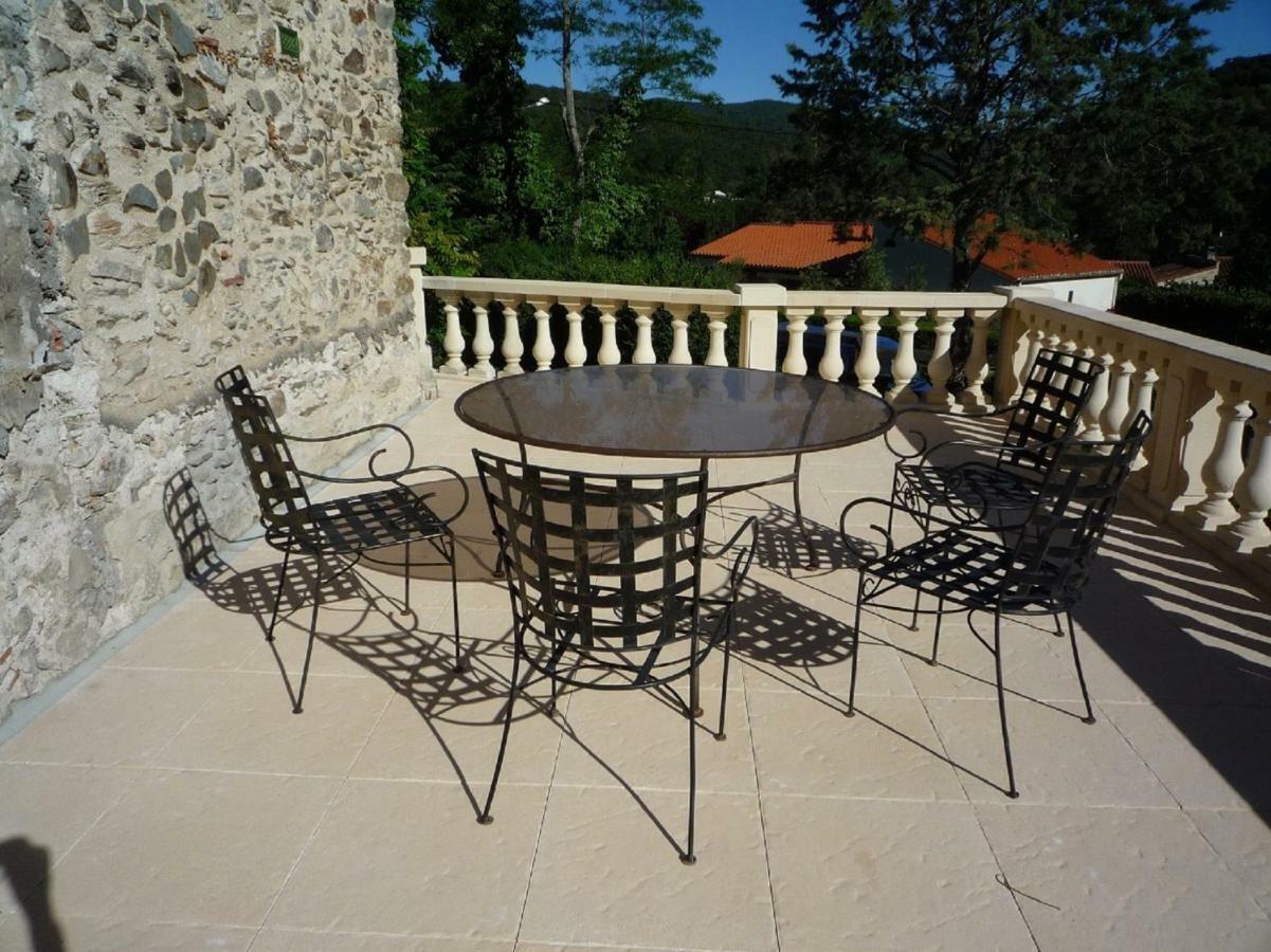 Апартаменты La Terrasse Reynes Экстерьер фото
